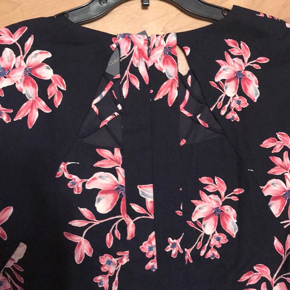 Precious Ruffled Dress - Picture 4 of 4